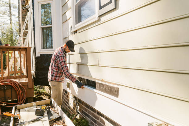 Top rated local Storm Damage Siding Repair specialists in Girard, IL
